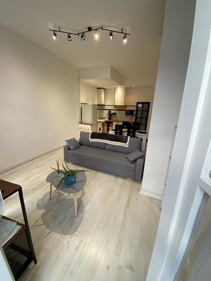 Charmant Petit Appartement バニエール・ド・ビゴール エクステリア 写真